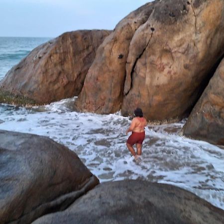 Beach Lagoon Parans Hotel Arugam Bay Bagian luar foto