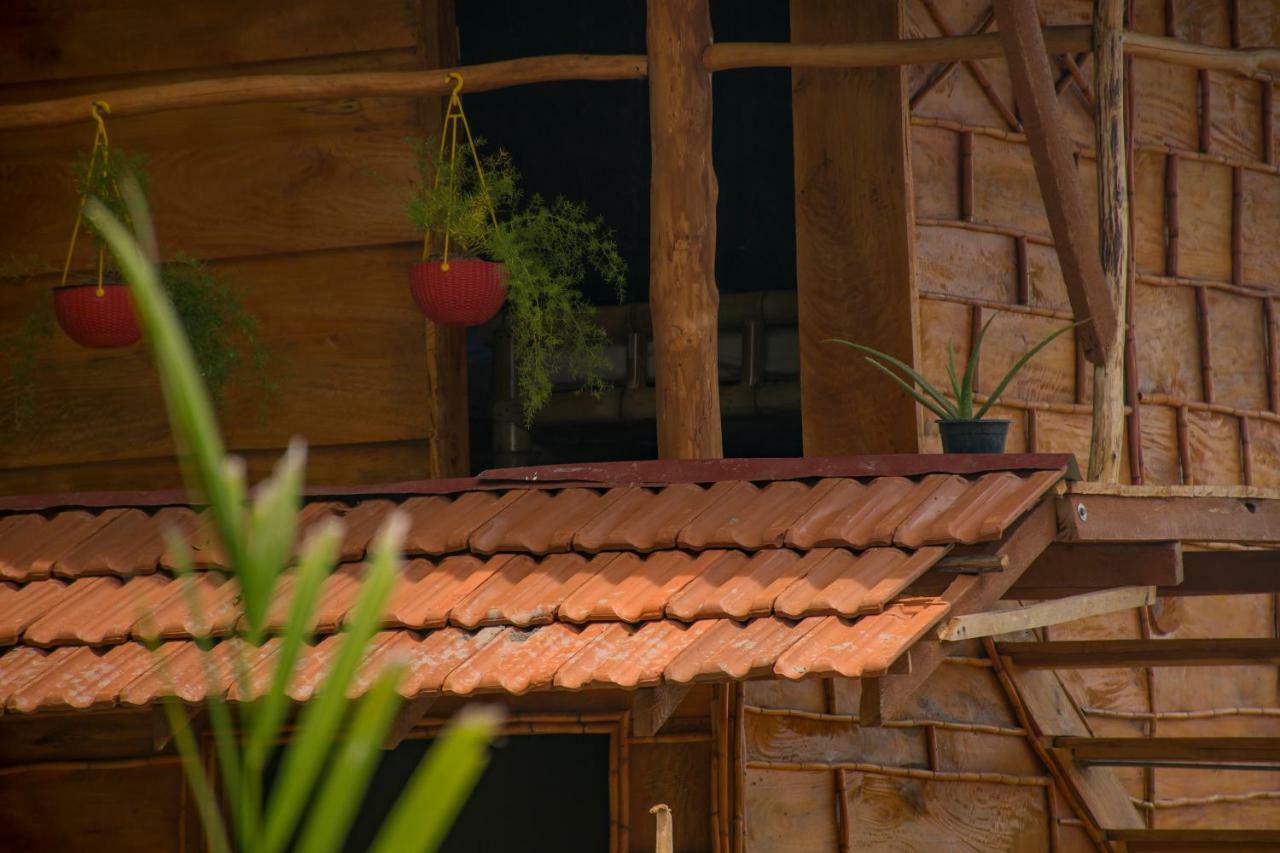Beach Lagoon Parans Hotel Arugam Bay Bagian luar foto